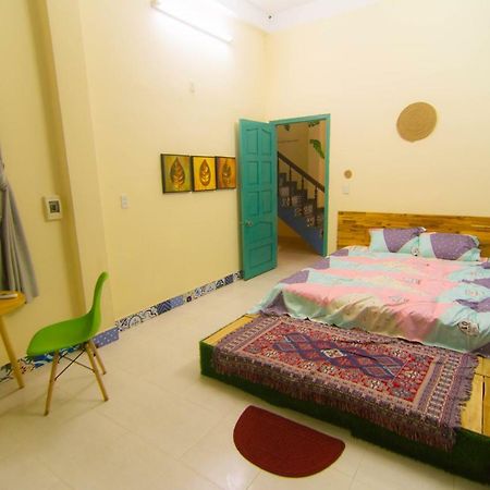 Lapaz Homestay Дананг Екстериор снимка
