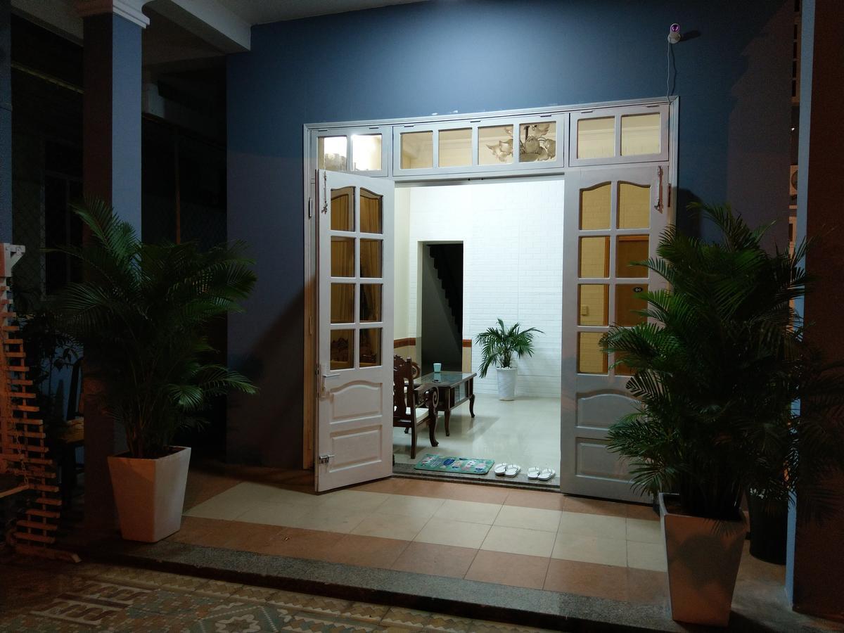 Lapaz Homestay Дананг Екстериор снимка