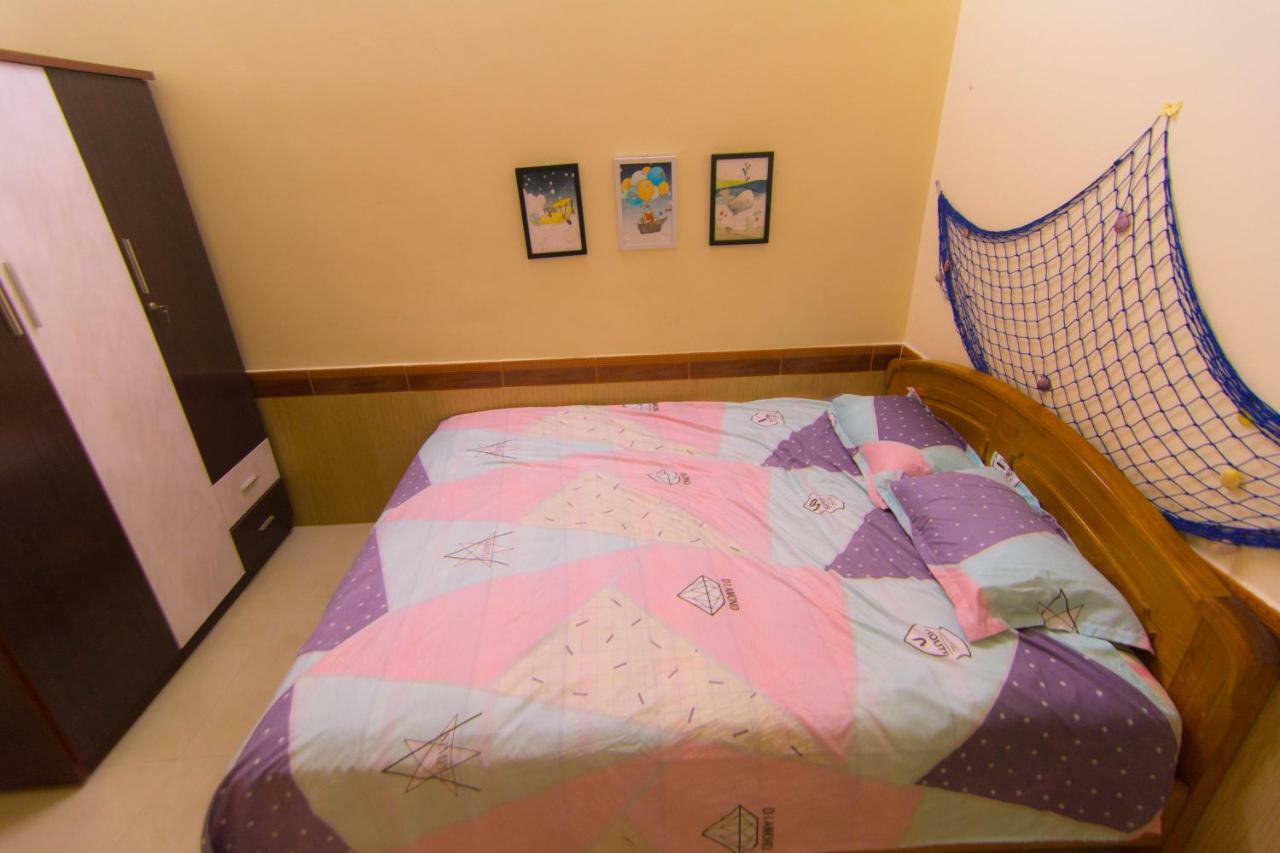 Lapaz Homestay Дананг Екстериор снимка