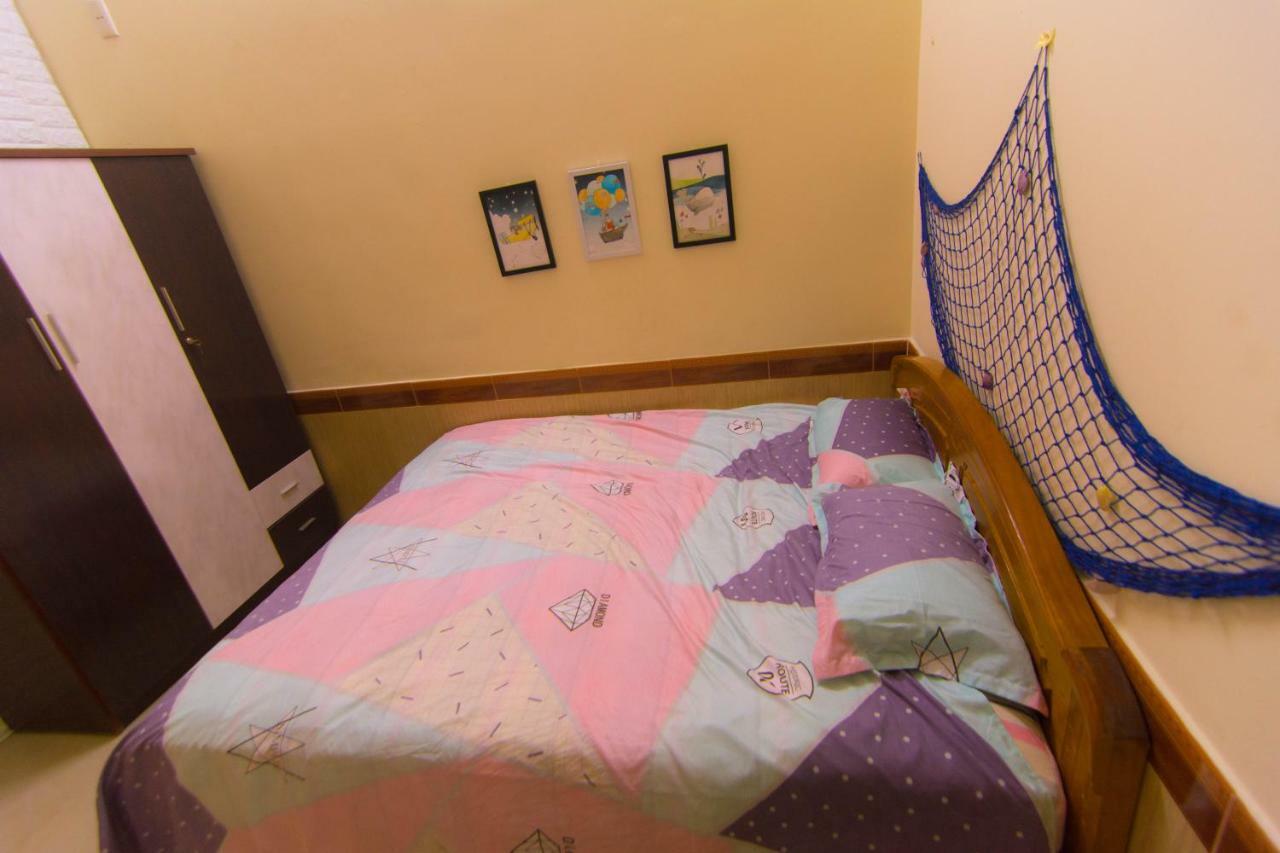 Lapaz Homestay Дананг Екстериор снимка